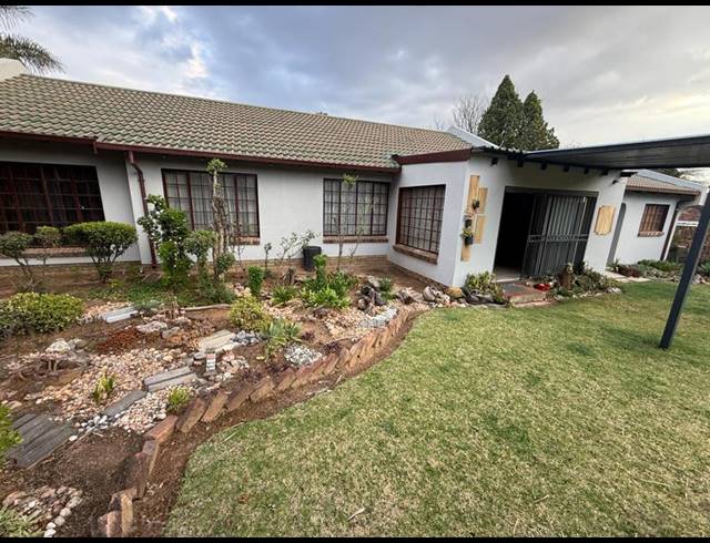 3 BEDROOM HOUSE FOR SALE IN THE REEDS
